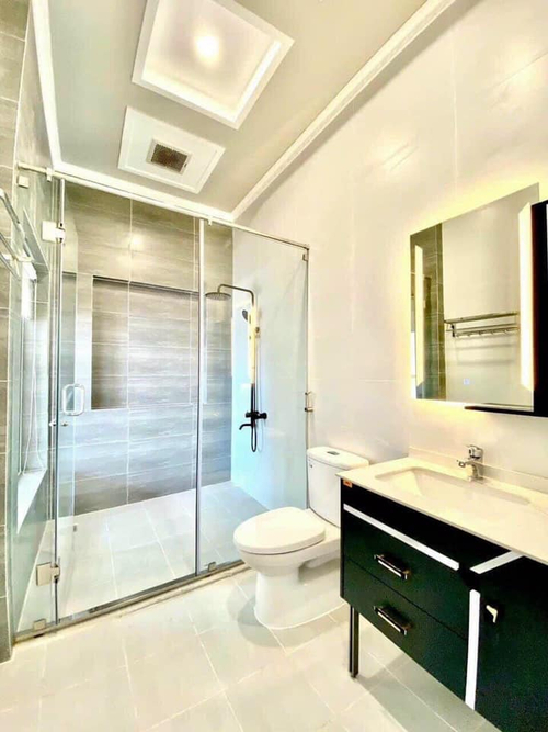 BÁN NHÀ MỚI 1 TRỆT 2 LẦU H.ĐÔNG NAM PULL NỘI THẤT KDC VĂN HOÁ TÂY ĐÔ - CẦN THƠ